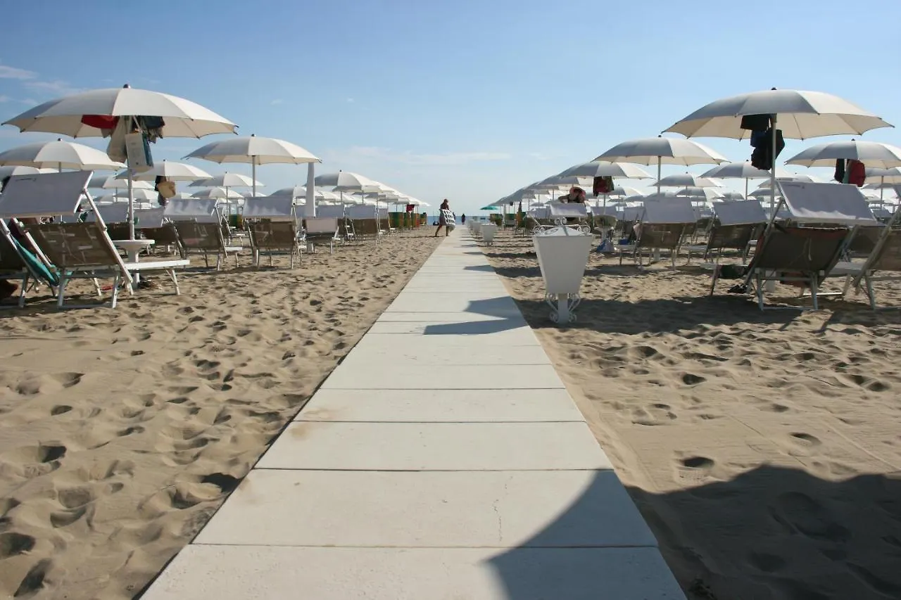 Hotel Kim Rimini 2*,  Italia